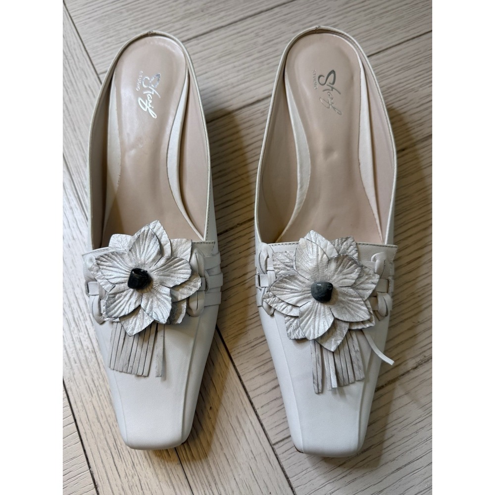 Sharif Studio White Leather 2" Kitten Heel Mules Slides Flower Retro Glam Sz 8 M